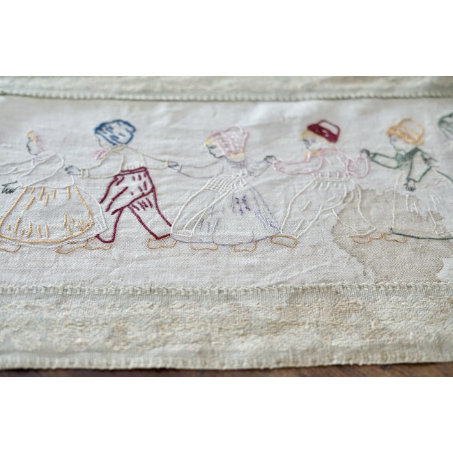 ANTICO  RICAMO / CENTRO  100x33cm