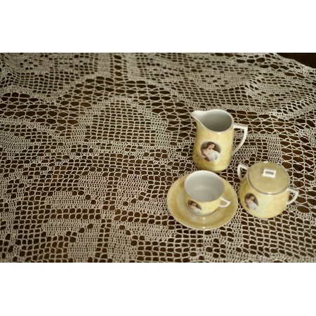 COPRITAVOLO REALIZZATO A MANO UNCINETTO  diam. 160/165cm