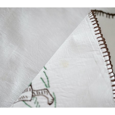 TOVAGLIETTA PASQUALE RICAMATA A MANO 74x74 cm