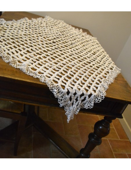TOVAGLIETTA  REALIZZATA A MANO AD UNCINETTO 100x110 cm