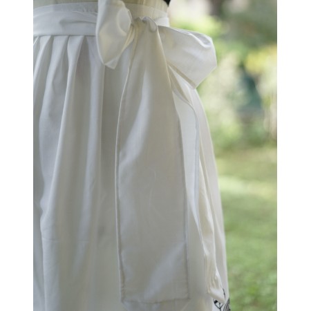 GREMBIULE RICAMATO IN STILE TIROLESE