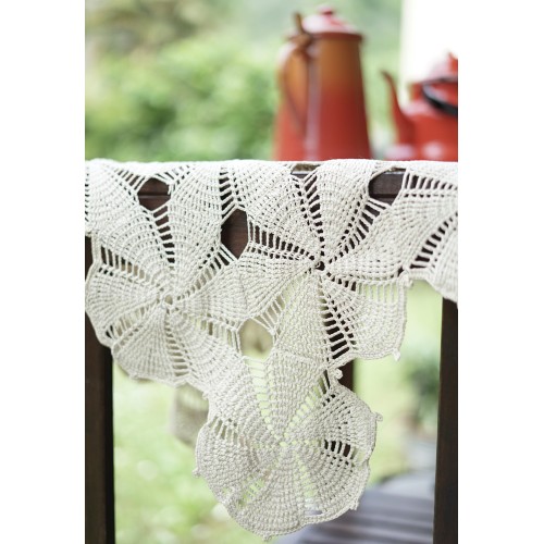 TOVAGLIETTA UNCINETTO REALIZZATA A MANO 95x95 cm 2