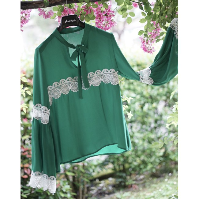 CAMICETTA VERDE CON  PIZZO  TG.S