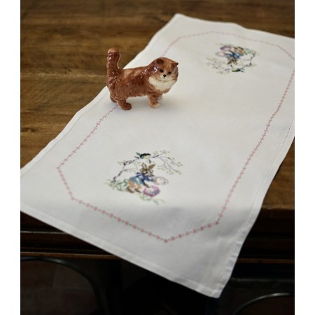 CENTRO PASQUALE RICAMATO A MANO 82x41 cm