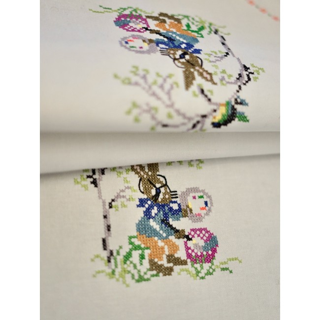 CENTRO PASQUALE RICAMATO A MANO 82x41 cm