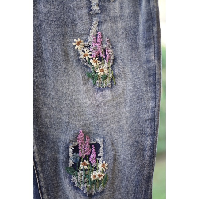 PANTALONI DONNA  tg 48 it. Jeans RICAMATI A MANO