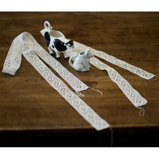 SET 2 BORDINI / PIZZI  UNCINETTO 150 x 3,5 cm