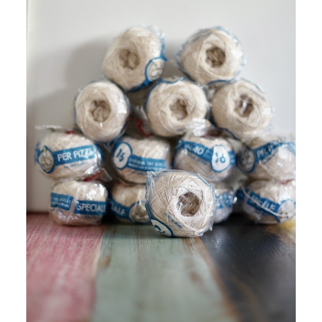 SET 14 GOMITOLI IN COTONE ECRU'  gr. 40 per...
