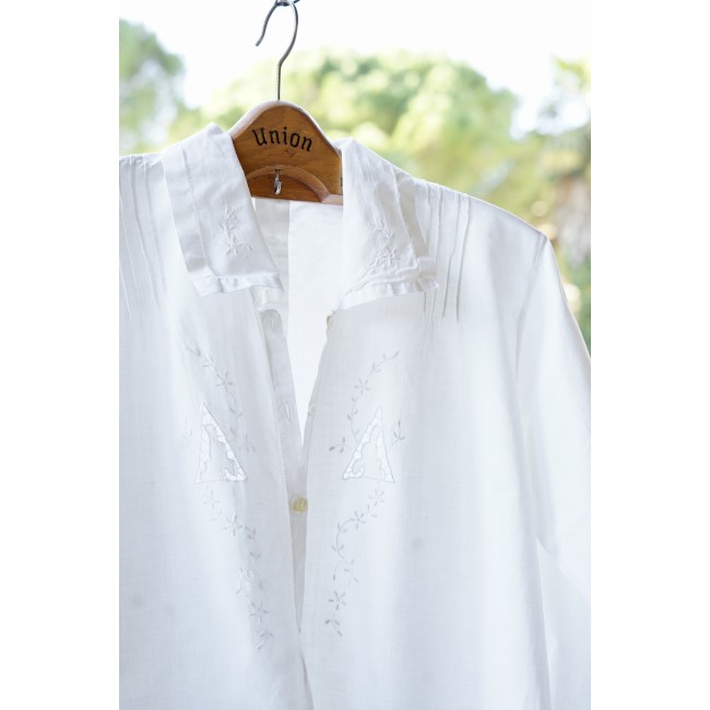 ANTICA  CAMICIA DA NOTTE RICAMATA A MANO