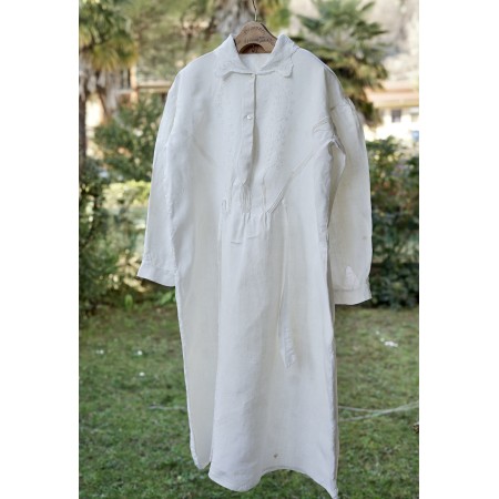 ANTICA CAMICIA DA NOTTE  LINO RICAMATA A MANO