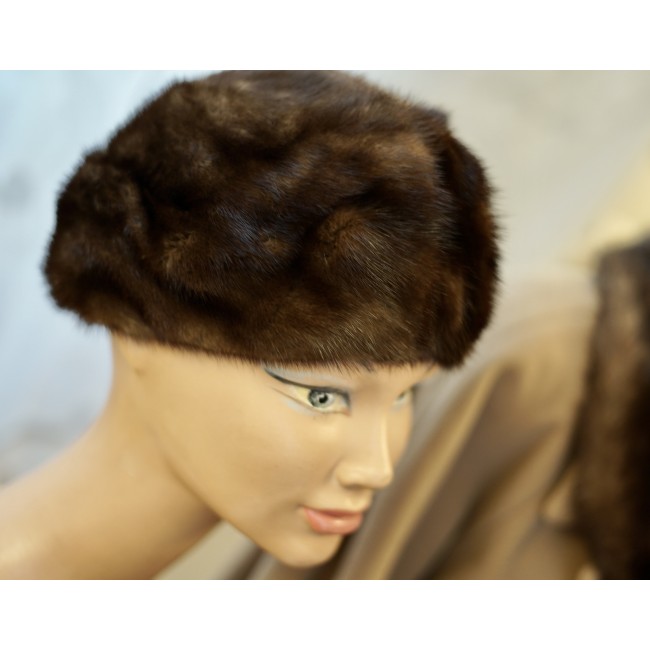 COLLO E CAPPELLO DI PELICCIA VERA