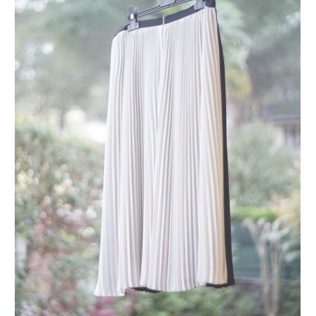 GONNA LEGGERA PLISSETTATA   tg.42/44 it.  by Anthropologie