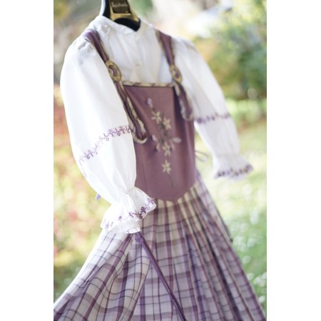 ABITO STILE TIROLESE  tg. 44 it. circa