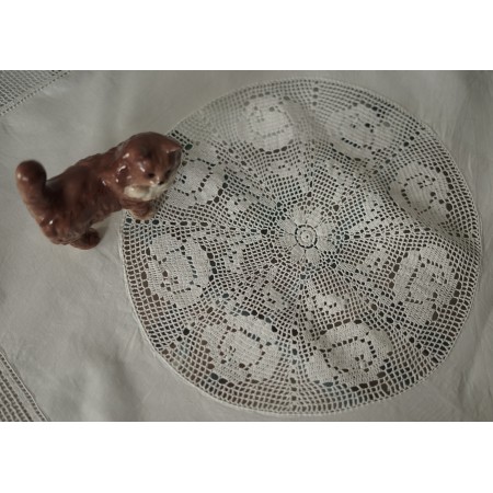 TOVAGLIETTA REALIZZATA A MANO UNCINETTO  85x85 cm ca.