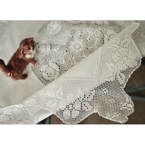 TOVAGLIETTA REALIZZATA A MANO UNCINETTO  85x85 cm ca. 2