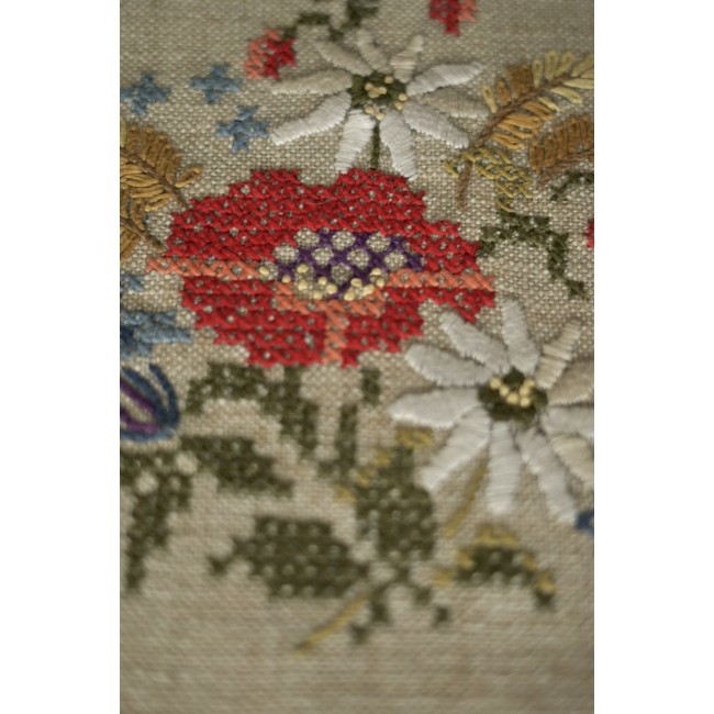 CENTRO RICAMATO A MANO 114x51 cm "Fiori"