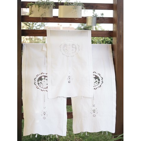 3 TENDE RICAMATEA MANO 142x63 cm ca.