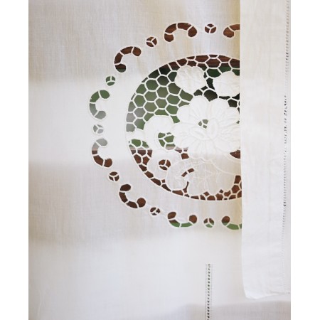 3 TENDE RICAMATEA MANO 142x63 cm ca.