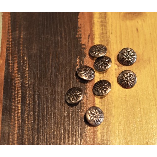 SET 8  BOTTONI STILE TIROLESE  diam.2 cm 2
