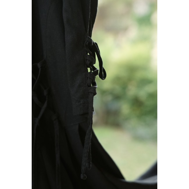 ABITO NERO STILE TIROLESE  tg. 44/46 it. circa