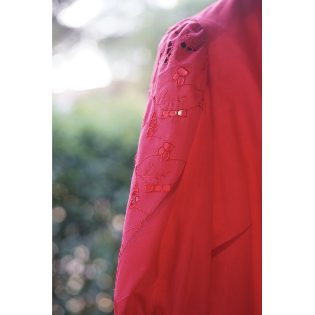 CAMICIA STILE TIROLESE ROSSA  TG. 50/52 it....