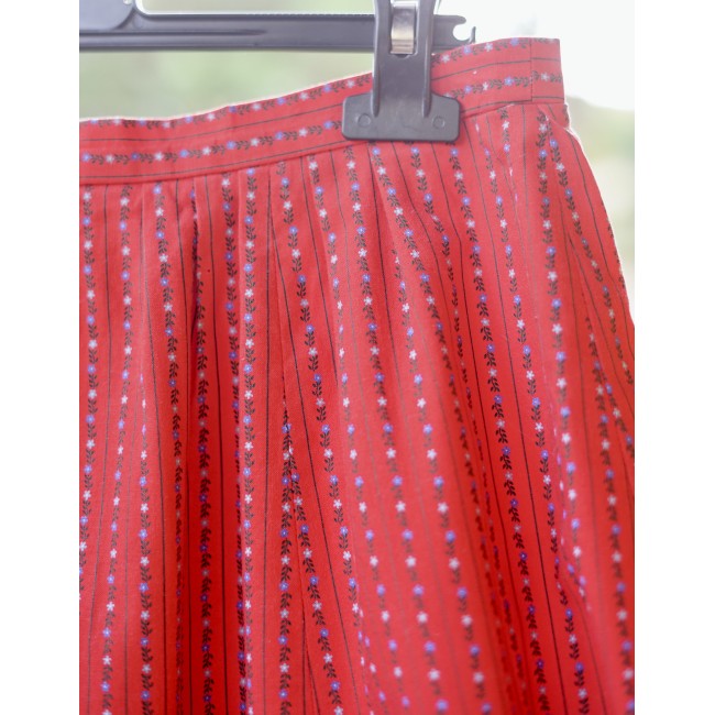 GONNA ROSSA IN STILE TIROLESE tg. 40 it. circa