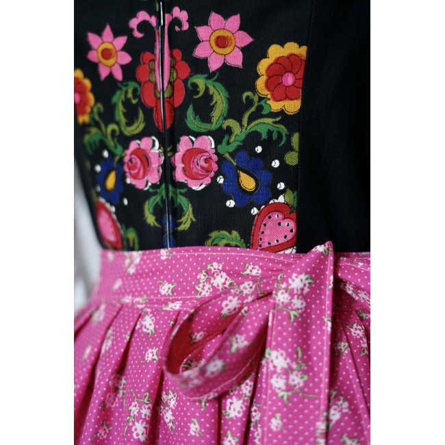 ABITO  STILE TIROLESE  tg.44/46 it. dirnd