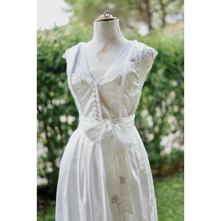 ABITO BIANCO DA SPOSA  STILE TIROLESE  tg.42 it. Pollinger