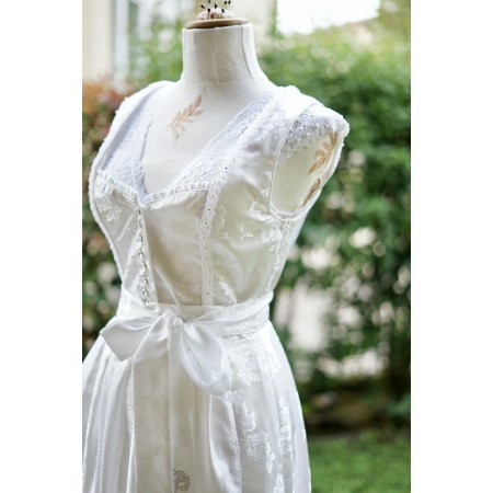 ABITO BIANCO DA SPOSA  STILE TIROLESE  tg.42 it. Pollinger