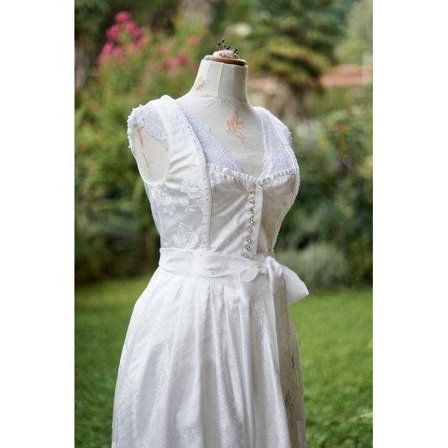 ABITO BIANCO DA SPOSA  STILE TIROLESE  tg.42...