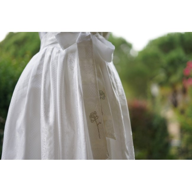 ABITO BIANCO DA SPOSA  STILE TIROLESE  tg.42...