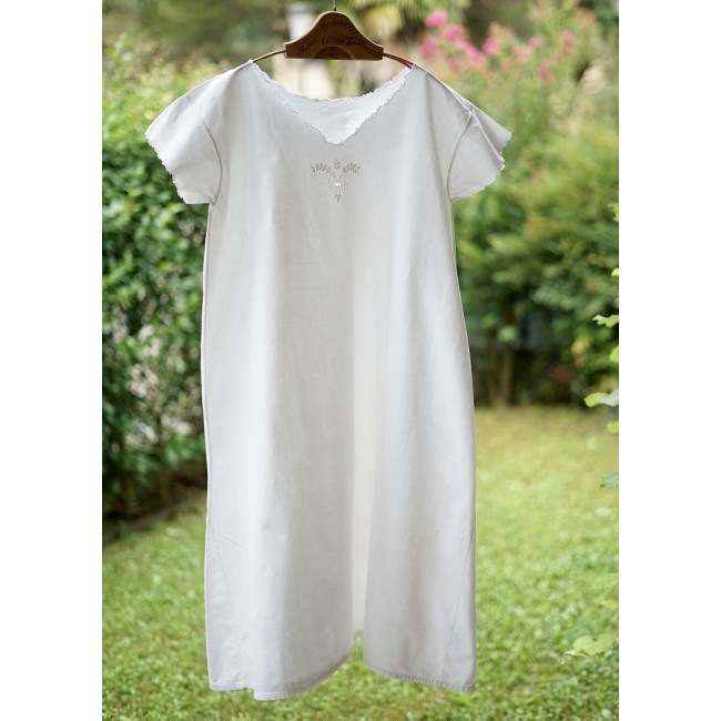 ANTICA CAMICIA DA NOTTE RICAMATA A MANO