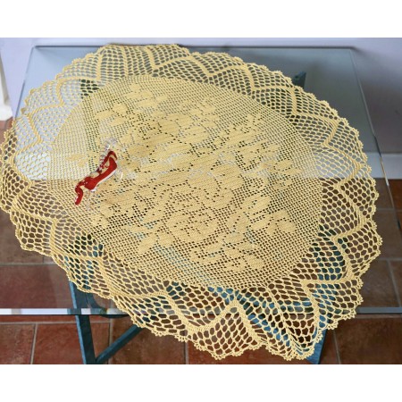 CENTRO OVALE AD UNCINETTO 86x66 cm ca. GIALLO
