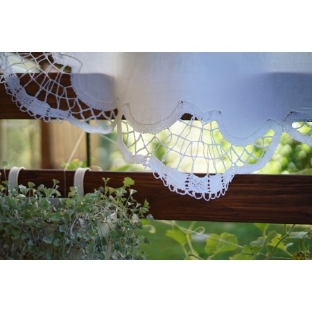 TOVAGLIETTA ANTICA CON PIZZO A TOMBOLO diam. 120 cm
