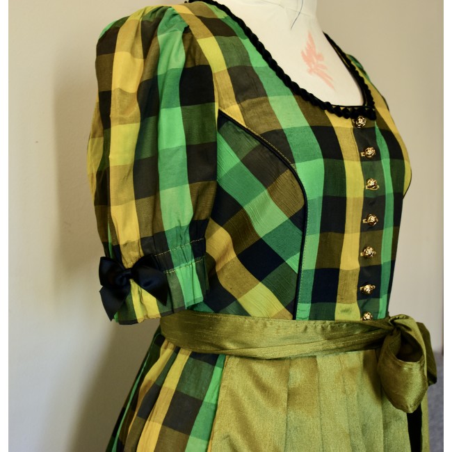 Dirndl tg. 44/46 it.  STILE TIROLESE Rose Dirndl