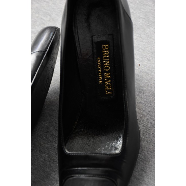 Décolleté nere Bruno Magli tacco 8 cm  n.36,5...