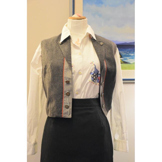 GILET  tg.48 it.  DONNA TIROLESE LANA