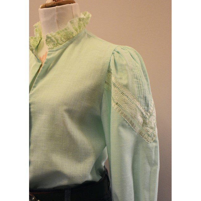 CAMICIA STILE TIROLESE  tg 44 it. CON PIZZO...