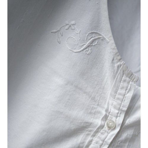 ANTICA  CAMICIA DA NOTTE RICAMATA A MANO Monogramma 2