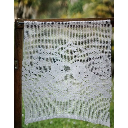 TENDINA REALIZZATA AD UNCINETTO 42x38cm