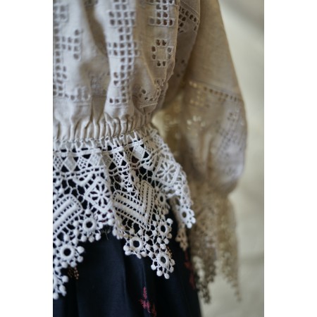 CAMICIA CON PIZZO STILE TIROLESE  tg 44 it. Coluntry Line