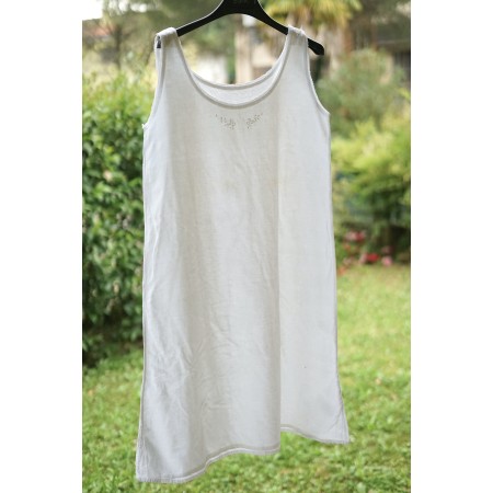 ANTICA  CAMICIA DA NOTTE RICAMATA A MANO