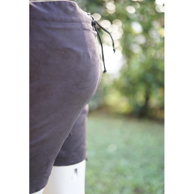 PANTALONCINI  G.44/46 it  TESSUTO DONNA TIROLESI