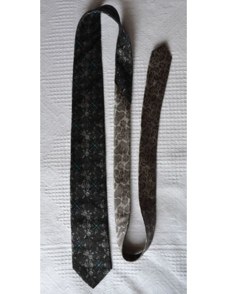 CRAVATTA IN PURA SETA MARCA SALVATO