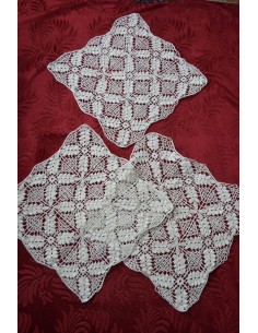 SET TRE CENTRI REALIZZATI A MANO 39x39 cm