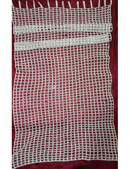  TENDA  REALIZZATA  AD UNCINETTO 180x90 cm
