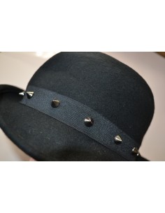 CAPPELLO LANA NERO tg. 57