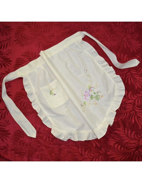 GREMBIULINO CREMA CON RICAMO