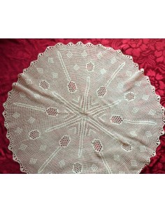 TOVAGLIETTA REALIZZATA A MANO AD UNCINETTO diam.105 cm