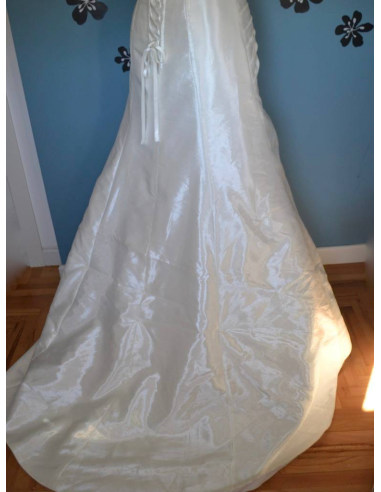 DELIZIOSO ABITO DA SPOSA CREMA PIZZO  tg. 40